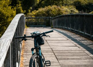Exploring Atherton: Uncover the Best Cycling Routes and Bike-Friendly Paths